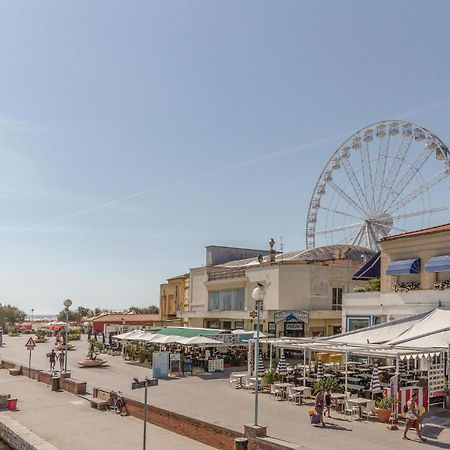 Apartament Sul Mare Lido di Camaiore Zewnętrze zdjęcie