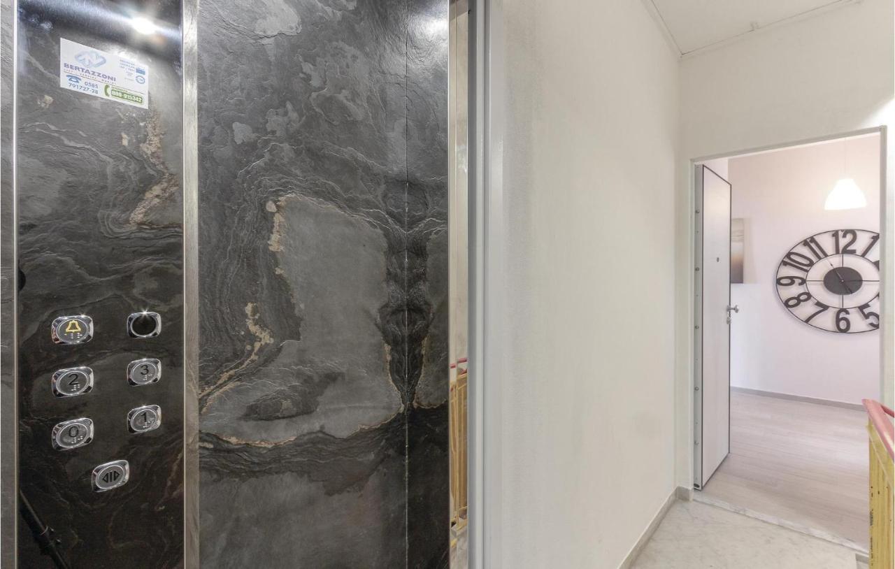 Apartament Sul Mare Lido di Camaiore Zewnętrze zdjęcie