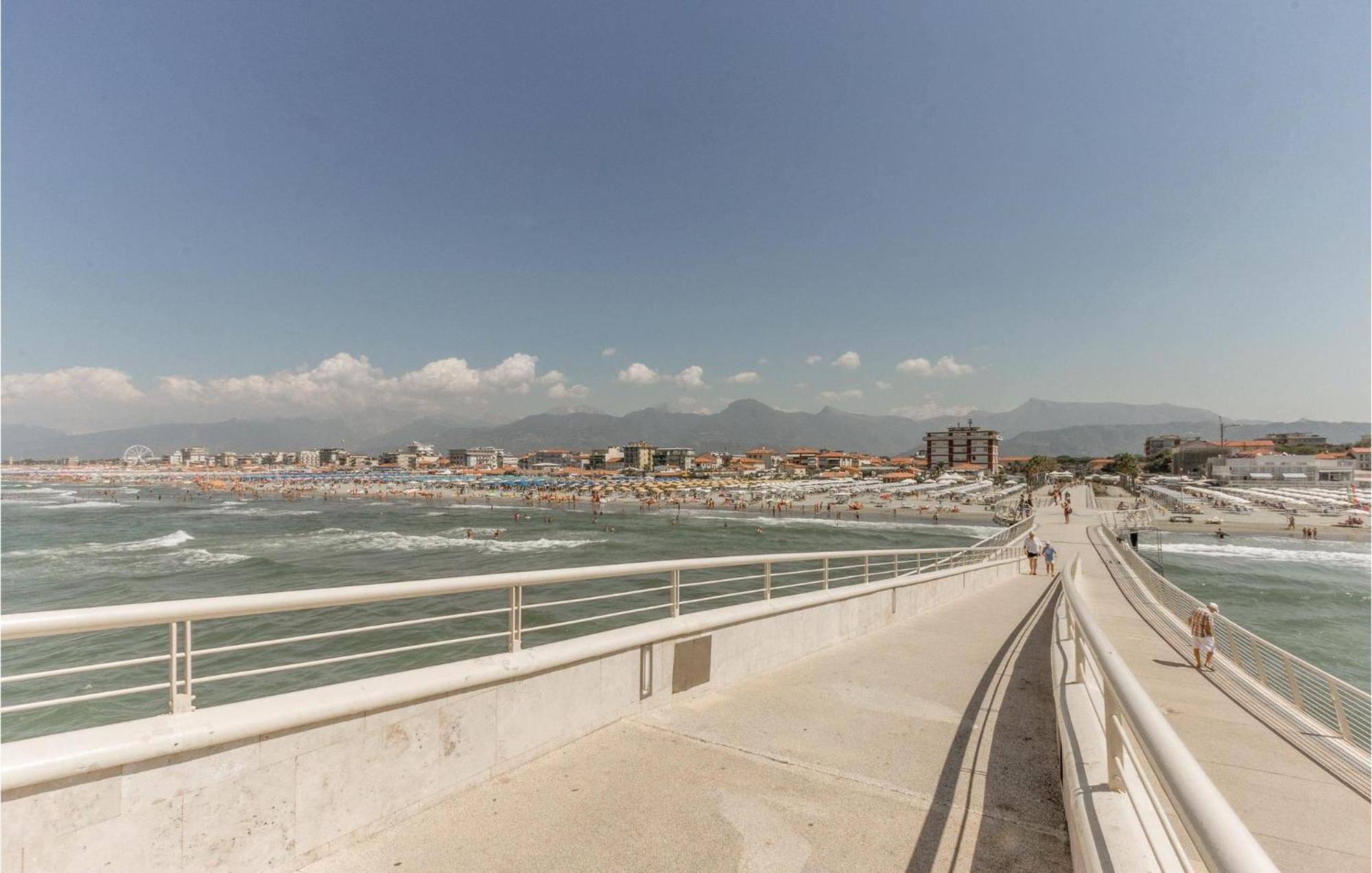 Apartament Sul Mare Lido di Camaiore Zewnętrze zdjęcie